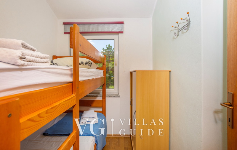 Villa Risika 2 with pool island Krk Schlafzimmer