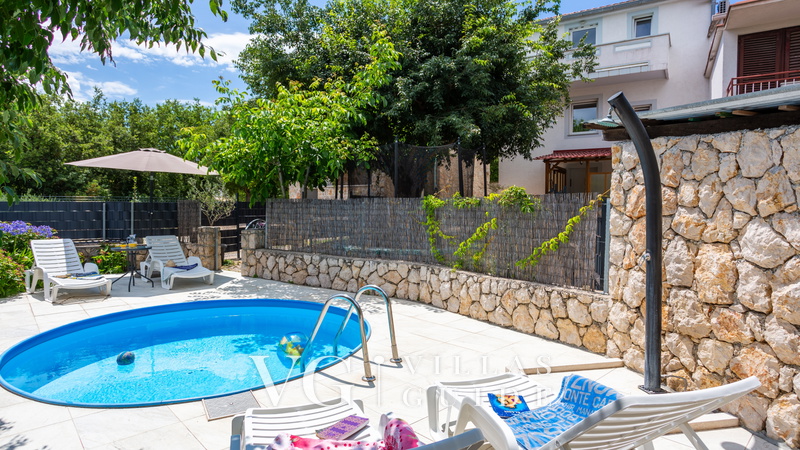 Villa Risika 2 with pool island Krk Bazen