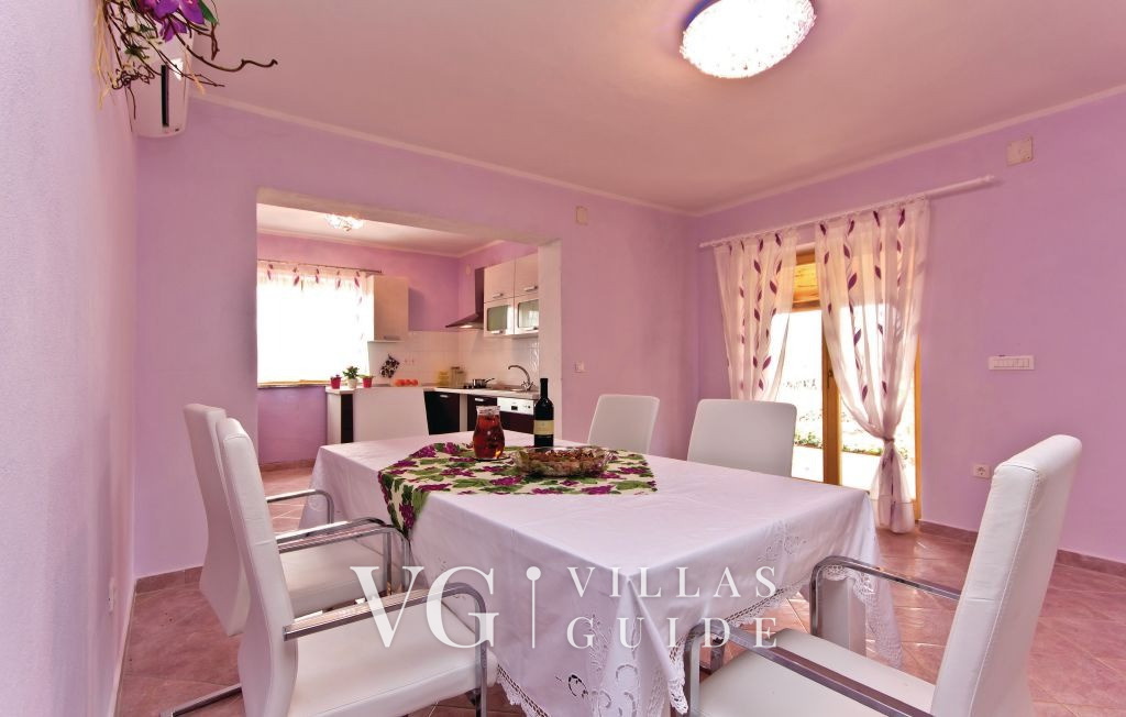 Villa Roža Kitchen
