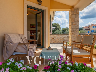 Villa Ulika Garden and property exterior