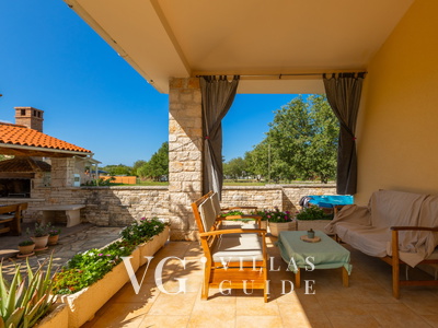 Villa Ulika Garden and property exterior