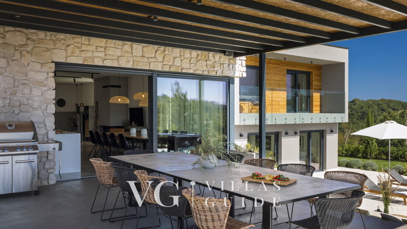 Villa OX Additional content