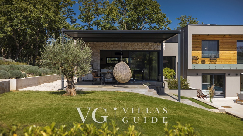 Villa OX Garden and property exterior