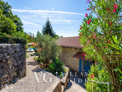 Villa Celestina Garden and property exterior