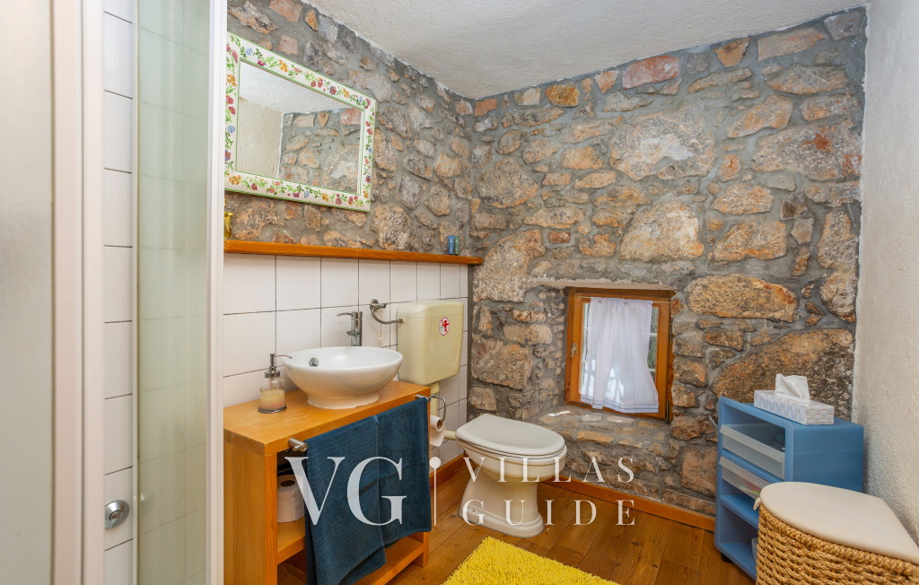 Villa Celestina Bathroom