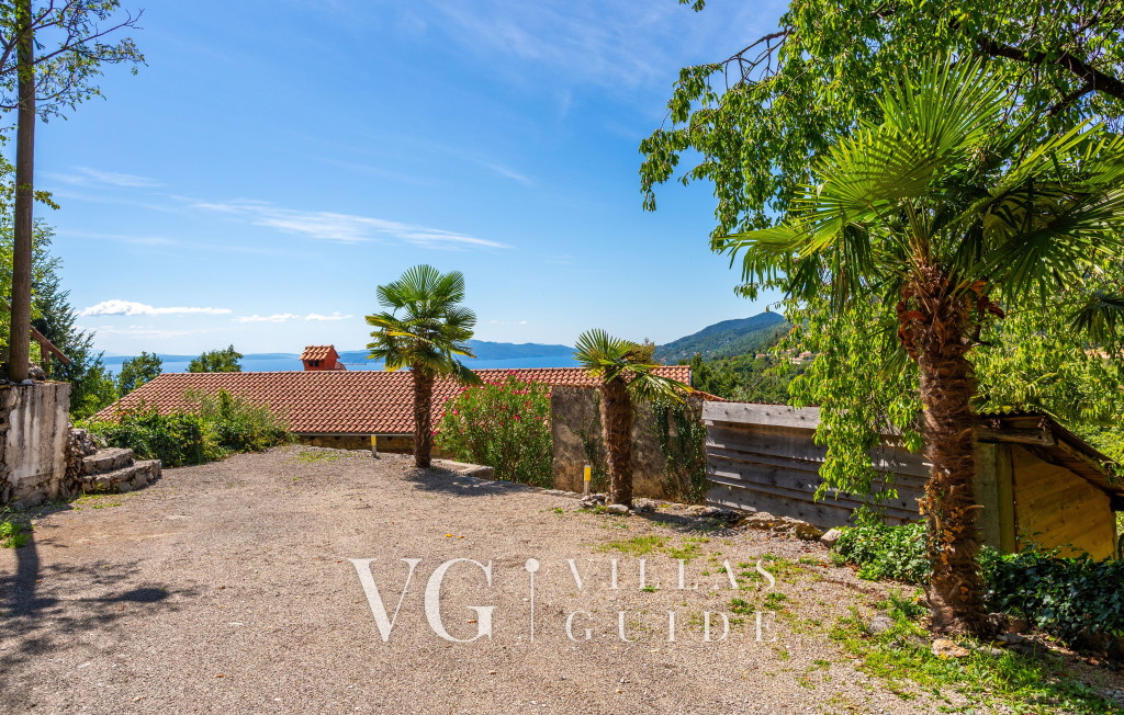 Villa Celestina Garden and property exterior