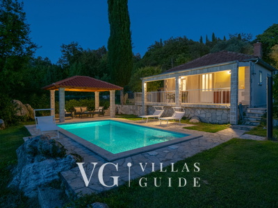 House Rilović Piscina