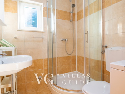 House Rilović Bathroom