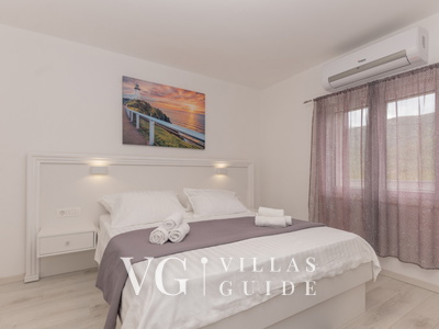 Star Hill - Makarska-Slivno