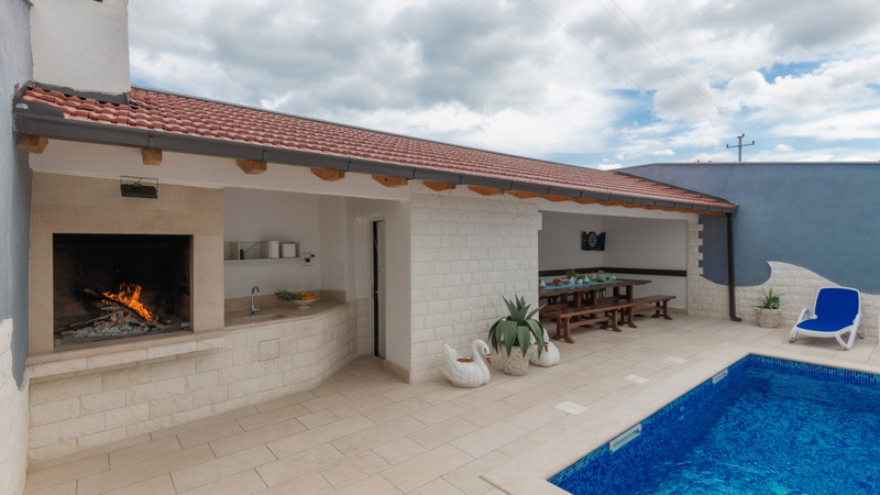 Star Hill - Makarska-Slivno