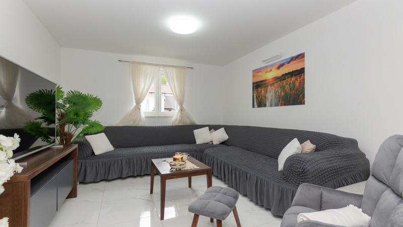 Star Hill - Makarska-Slivno