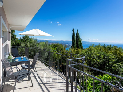 Apartman Šepić - Kvarner View Garden and property exterior