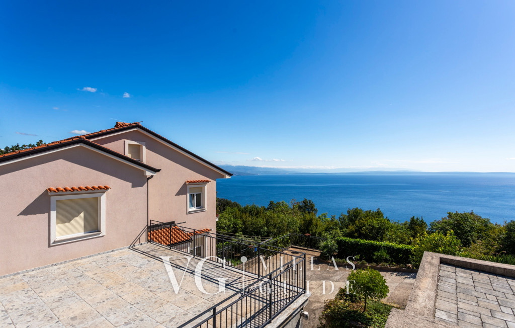 Apartman Šepić - Kvarner View Garden and property exterior