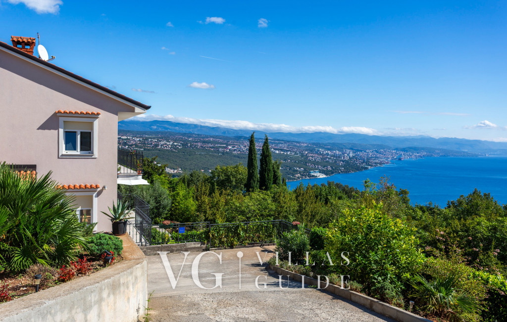 Apartman Šepić - Kvarner View Garden and property exterior