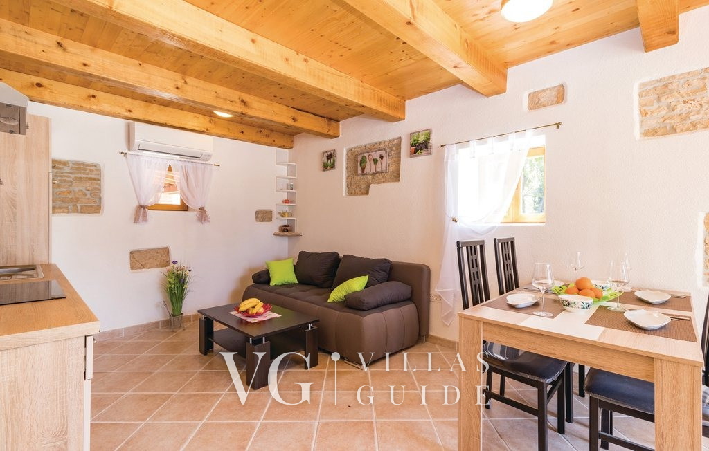 Lukini dvori Soggiorno