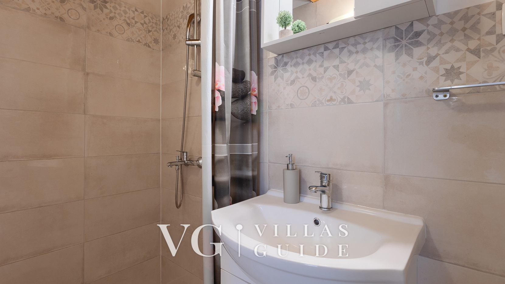 Lukini dvori - Wellness & Family Villa in Nature Kupaonica