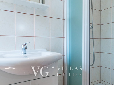 Eko Selo Krš Bathroom