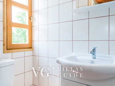 Eko Selo Krš Bathroom