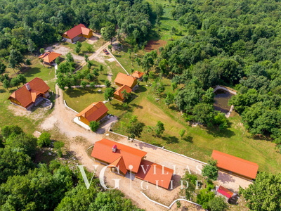 Eko Selo Krš Garden and property exterior