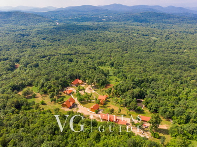 Eko Selo Krš Garden and property exterior