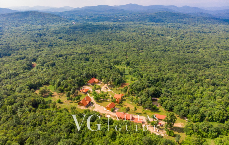 Eko Selo Krš Garden and property exterior