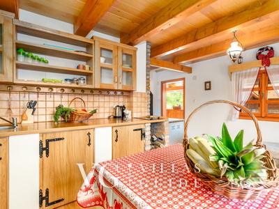 Eko Selo Krš Kitchen