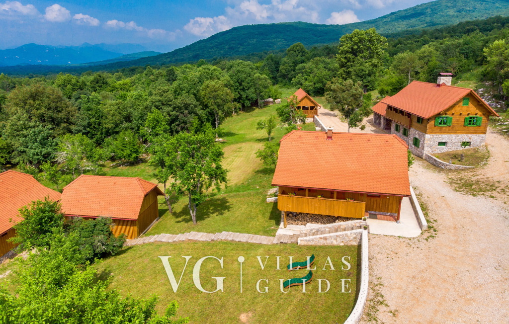 Eko Selo Krš Garden and property exterior