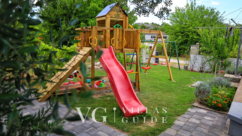 Kuća Toše Contenuto aggiuntivo