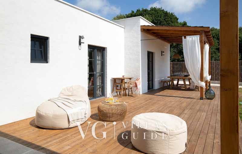 Andresita's  Palace Dvorište i vanjski dio objekta