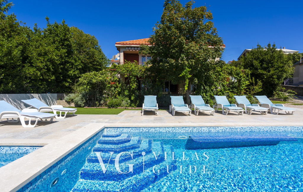 Villa Nina with pool - Kvarner Bazen