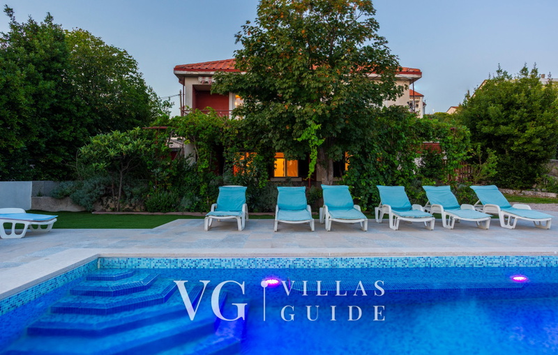 Villa Nina with pool - Kvarner Bazen