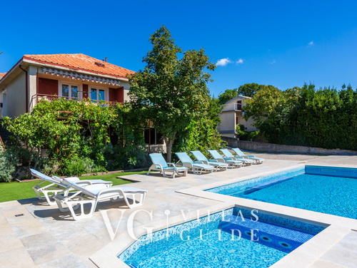 Villa Nina with two pools &pet friendly- Novi Vinodolski