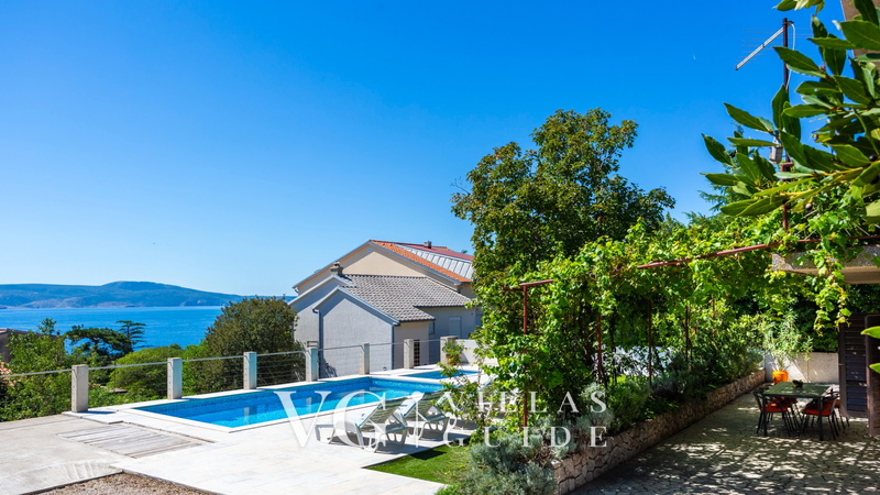 Villa Nina with two pools &pet friendly- Novi Vinodolski
