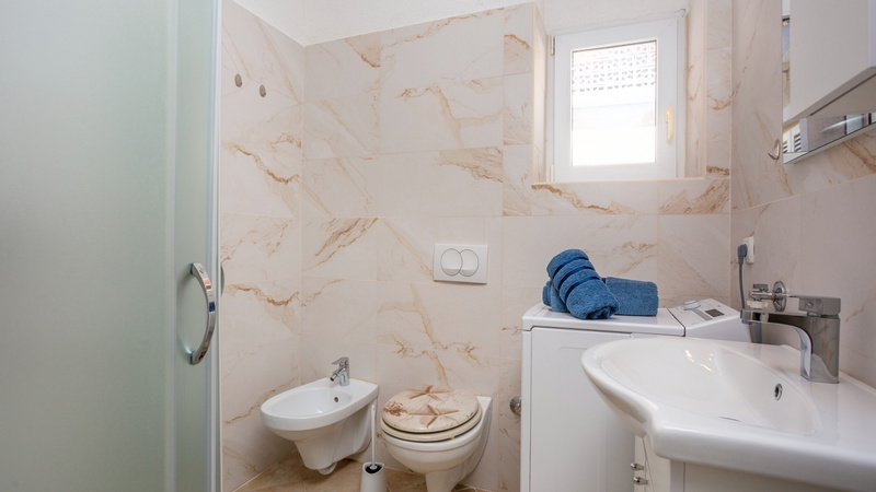 Villa Nina with pool &pet friendly- Novi Vinodolski