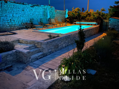 Villa Palazzo Limone with pool Mali Lošinj