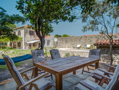 Villa Palazzo Limone with pool Mali Lošinj