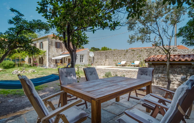 Villa Palazzo Limone with pool Mali Lošinj