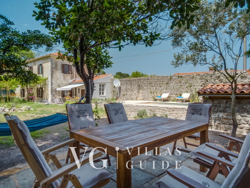 Villa Palazzo Limone with pool Mali Lošinj