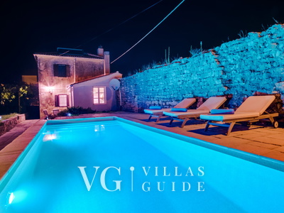 Villa Palazzo Limone with pool Mali Lošinj