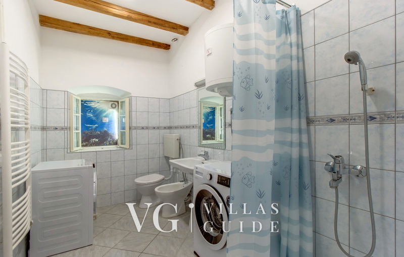 Villa Palazzo Limone with pool Mali Lošinj Bathroom