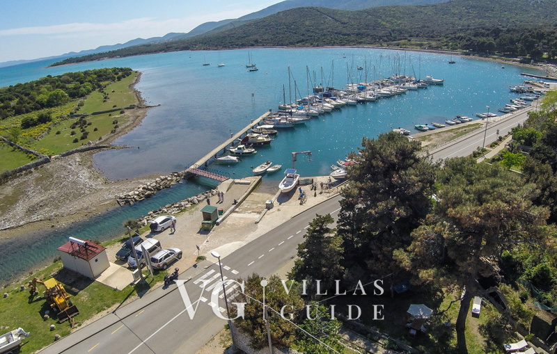 Villa Palazzo Limone with pool Mali Lošinj Microlocation