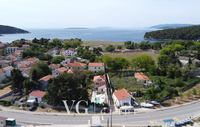 Villa Palazzo Limone with pool Mali Lošinj Microlocation