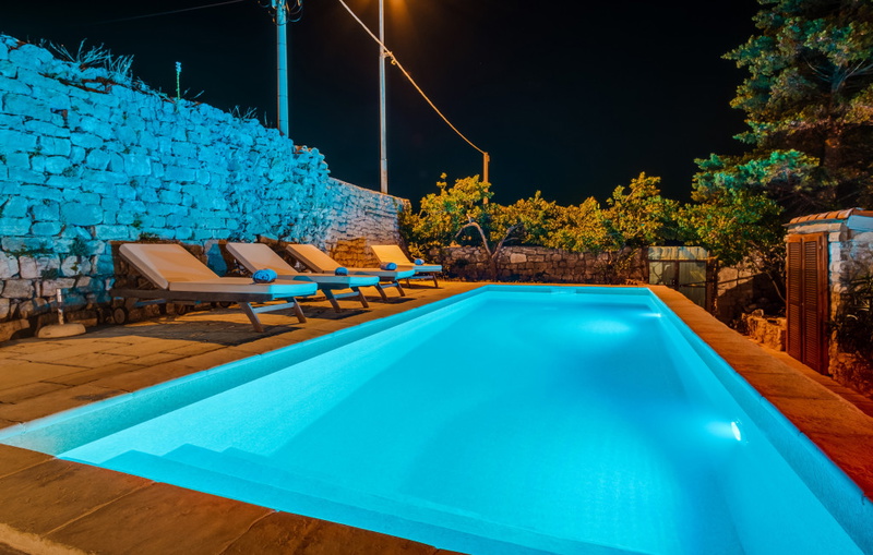 Villa Palazzo Limone with pool Mali Lošinj