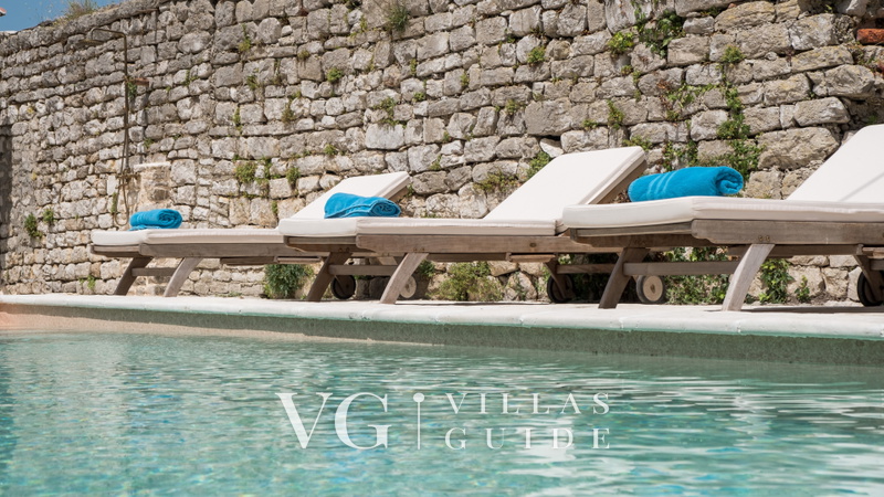 Villa Palazzo Limone with pool Mali Lošinj