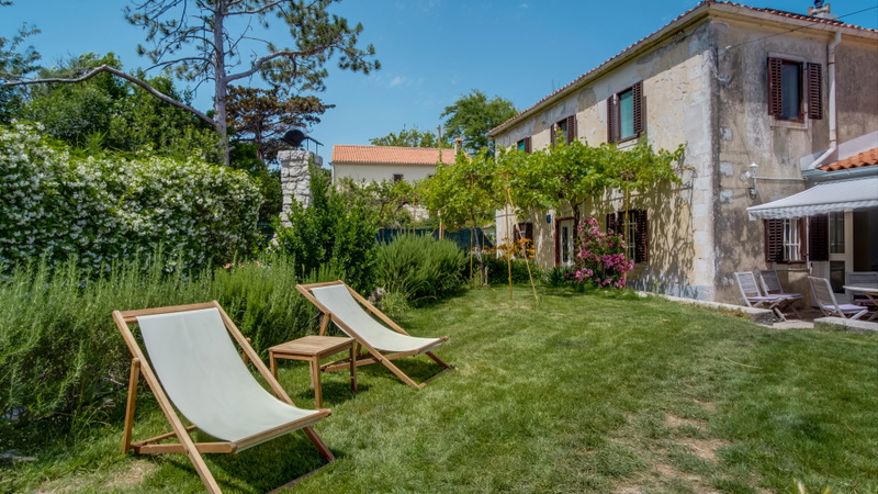 Villa Palazzo Limone with pool Mali Lošinj
