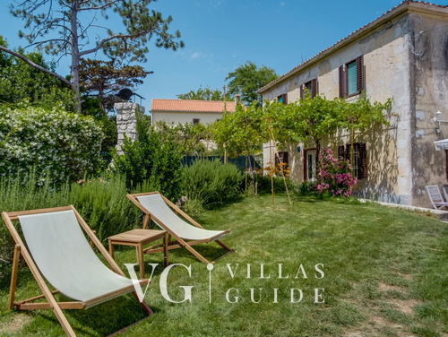 Villa Palazzo Limone with pool Mali Lošinj