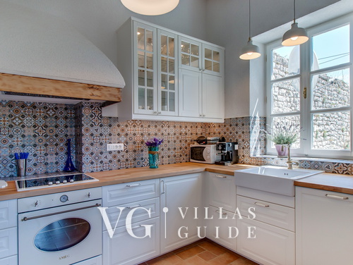 Villa Palazzo Limone with pool Mali Lošinj