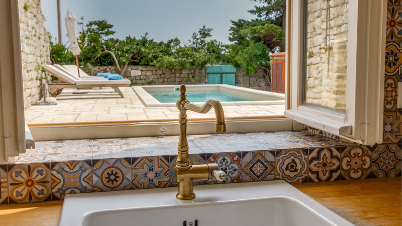 Villa Palazzo Limone with pool Mali Lošinj