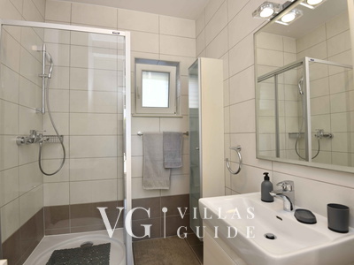 Villa Mihael - Makarska-Donji Vinjani Bathroom