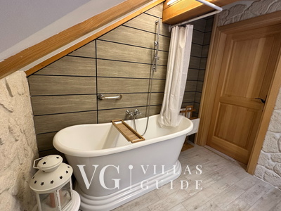 Villa Pine Log Bagno